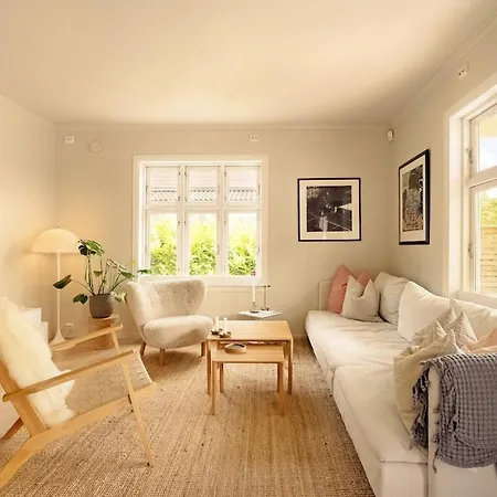 Two Bedroom With Two Bathrooms And Private Terrace And Garden Apartamento *