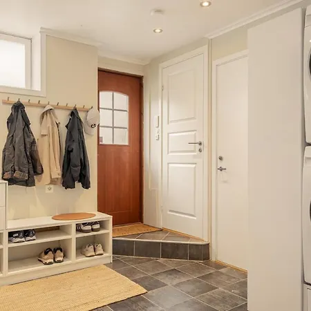 Two Bedroom With Two Bathrooms And Private Terrace And Garden Apartamento